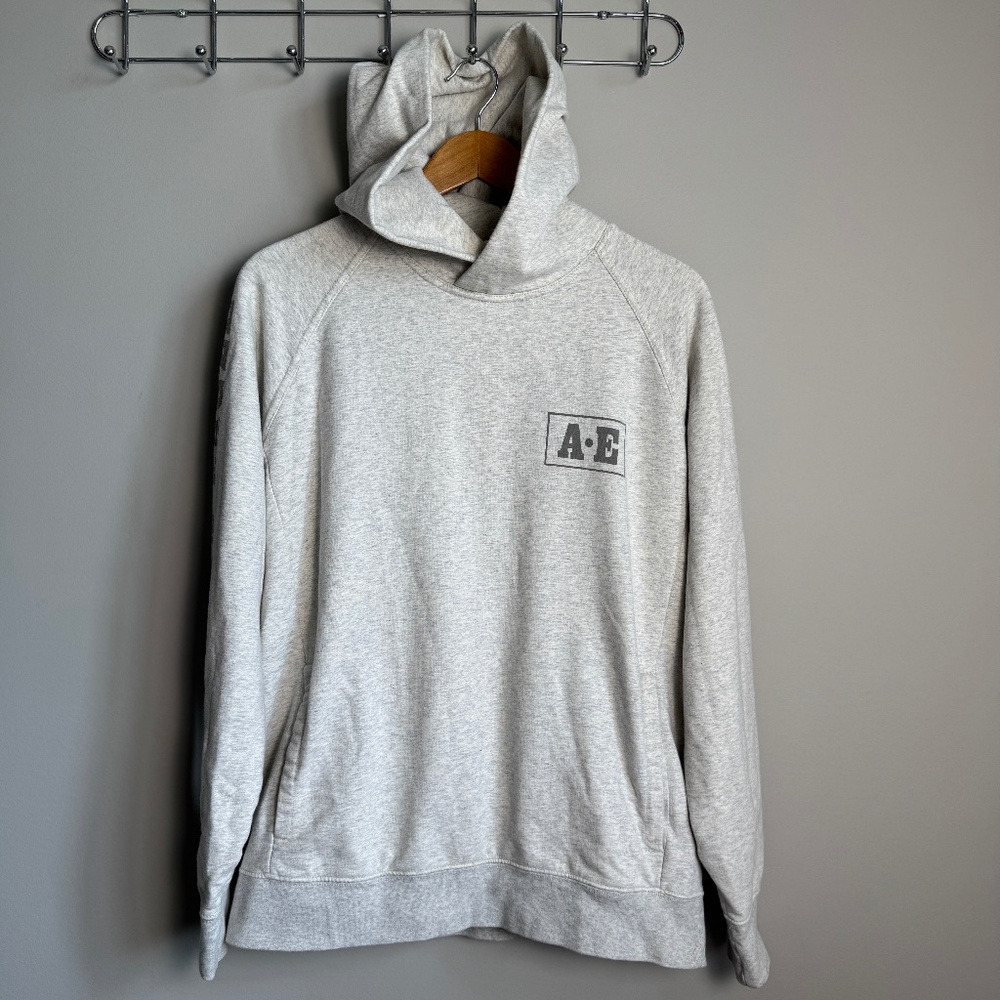 American Eagle AE Men's Long Sleeve‎ Pullover Hoodie Cream Medium Spell-Out Arm